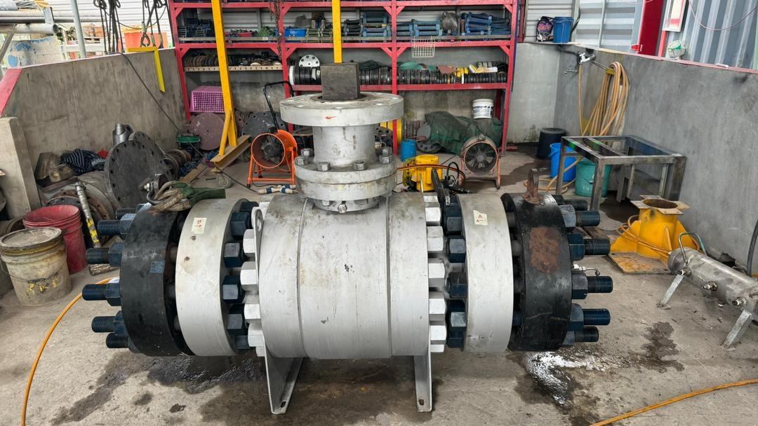 Large trunnion ball valve under overhaul in the workshop